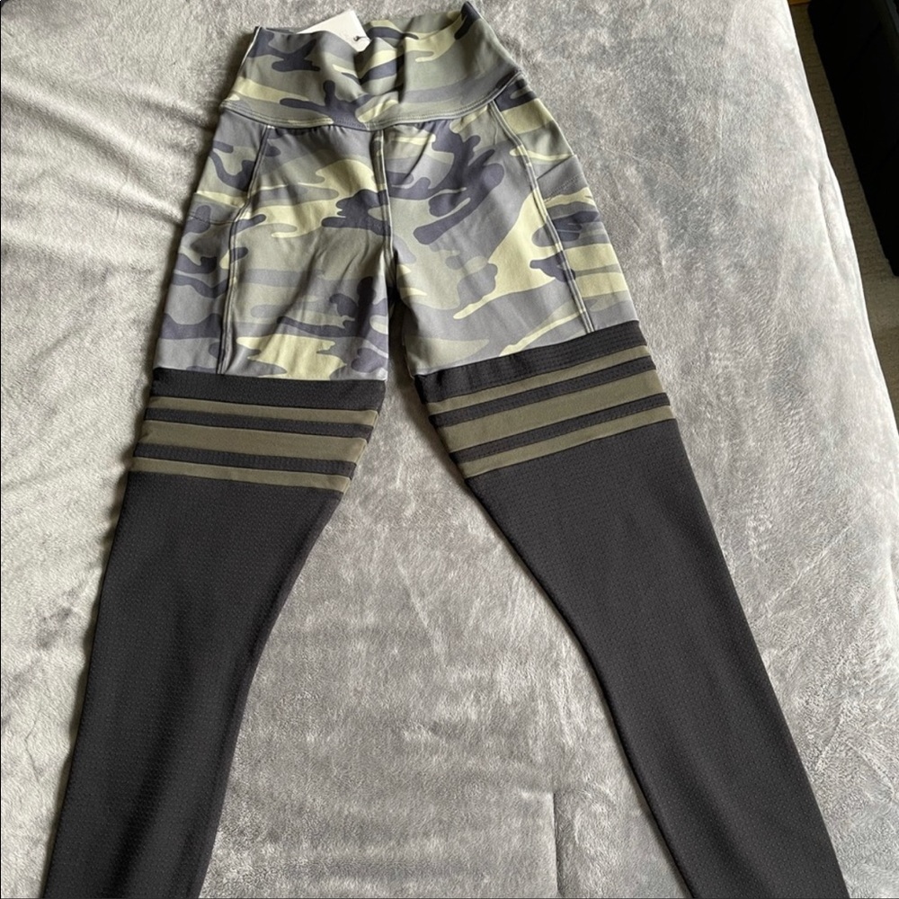 Bombshell leggings